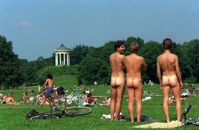 Englischer Garten in München. Public Domain Englischer Garten in München. Public Domain